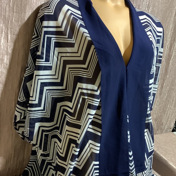 Ruby Ribbon Sheer Cardigan Top White Navy Blue Chevron Print One Size - Picture 4 of 15